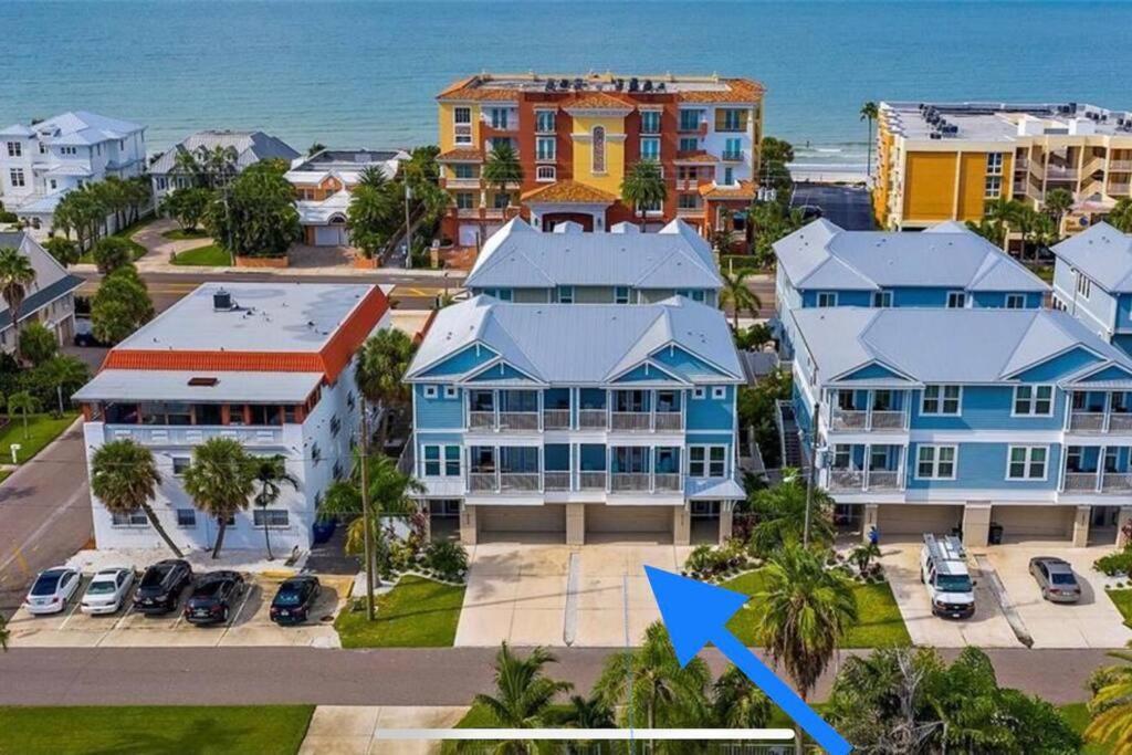 Luxurious Modern Townhouse Right Across Beach!! Table Tennis St. Pete Beach Buitenkant foto