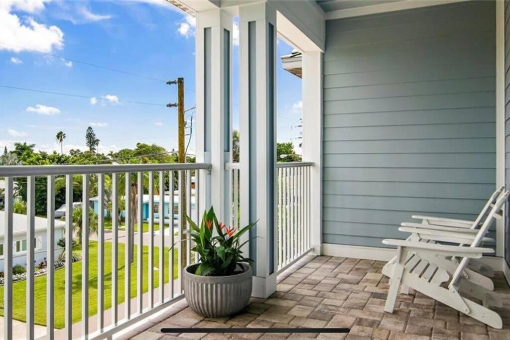 Luxurious Modern Townhouse Right Across Beach!! Table Tennis St. Pete Beach Buitenkant foto