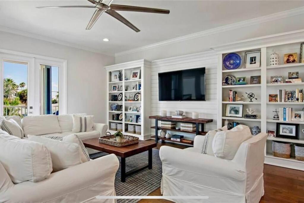 Luxurious Modern Townhouse Right Across Beach!! Table Tennis St. Pete Beach Buitenkant foto